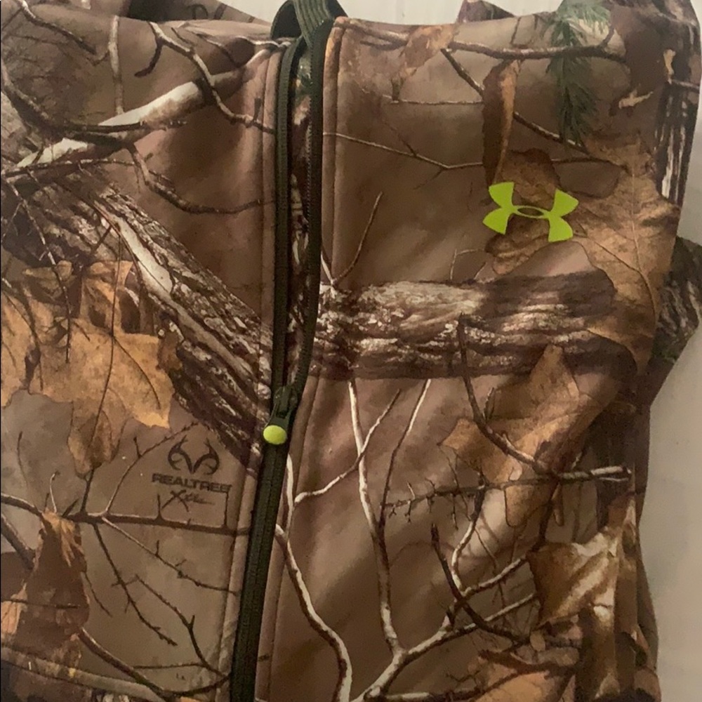 Under Armor Men’s 2XL
